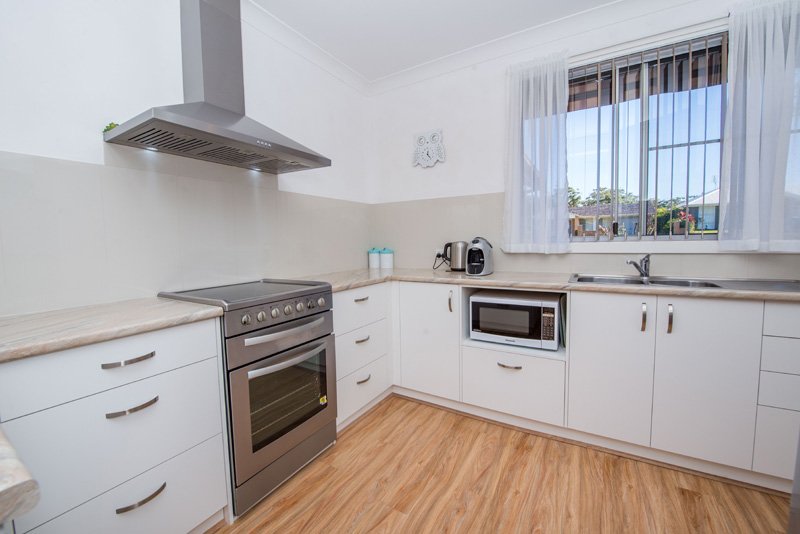 25 Horace Street SHOAL BAY 2