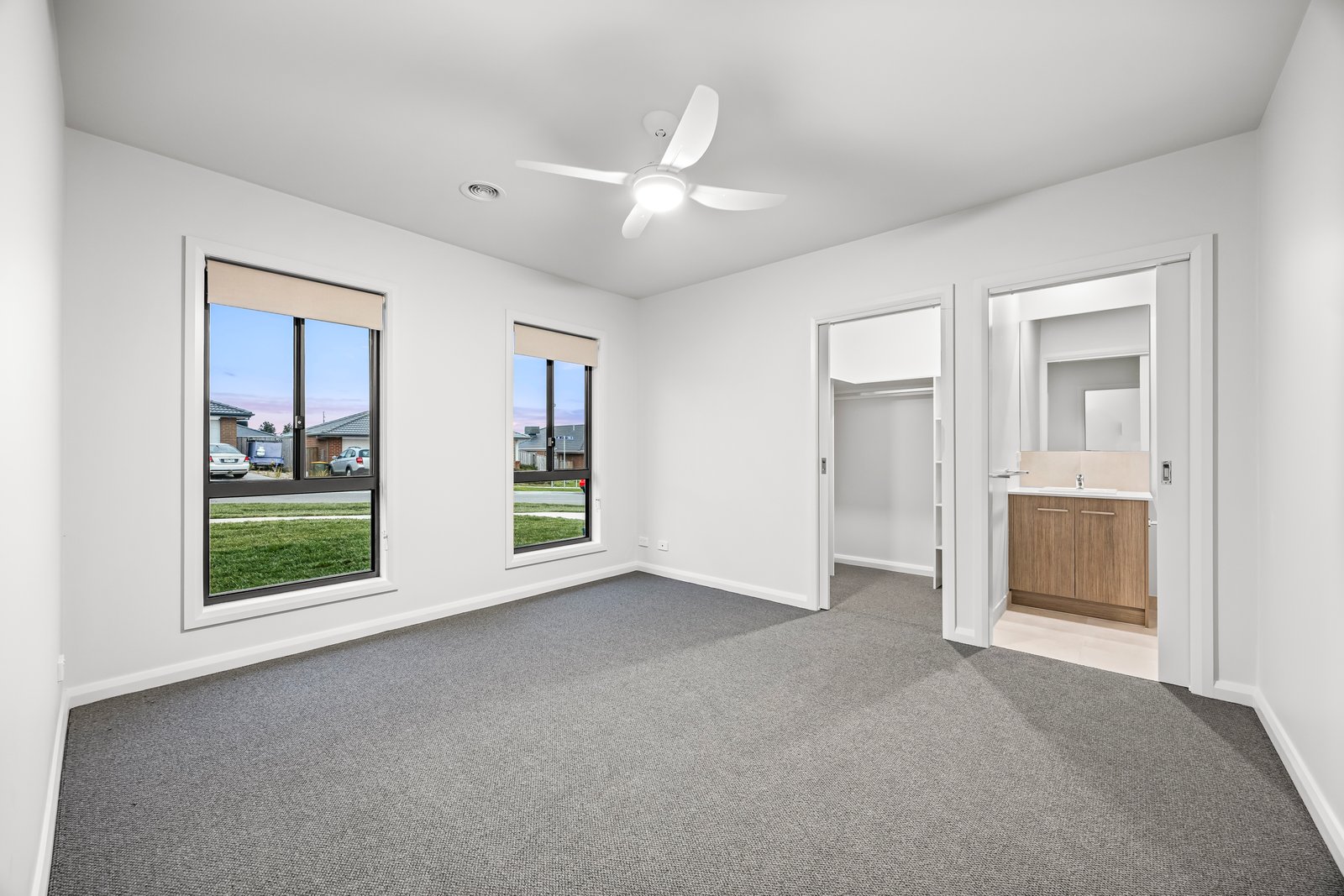 Gallery: 25 Howkins Avenue