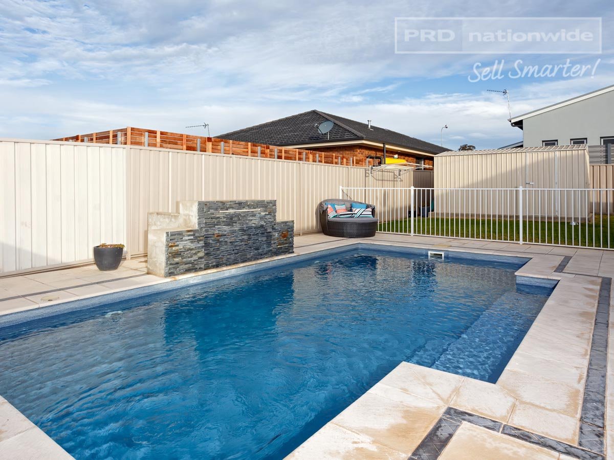 25 Hudson Drive LLOYD 4