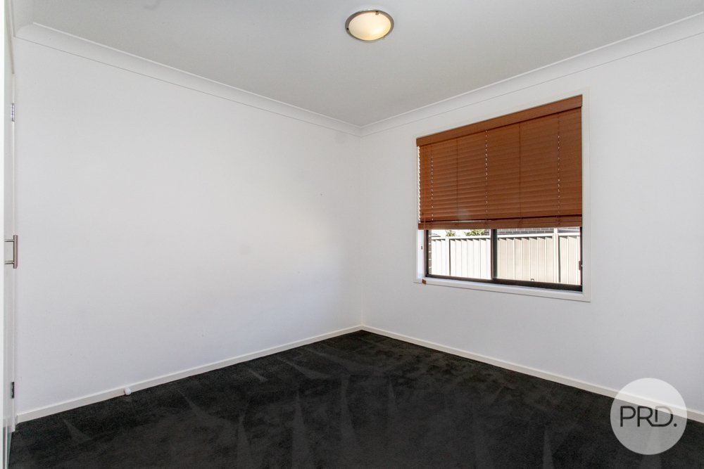 25 Illoura Way JORDAN SPRINGS 10