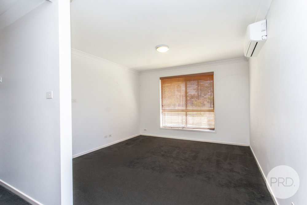 25 Illoura Way JORDAN SPRINGS 15