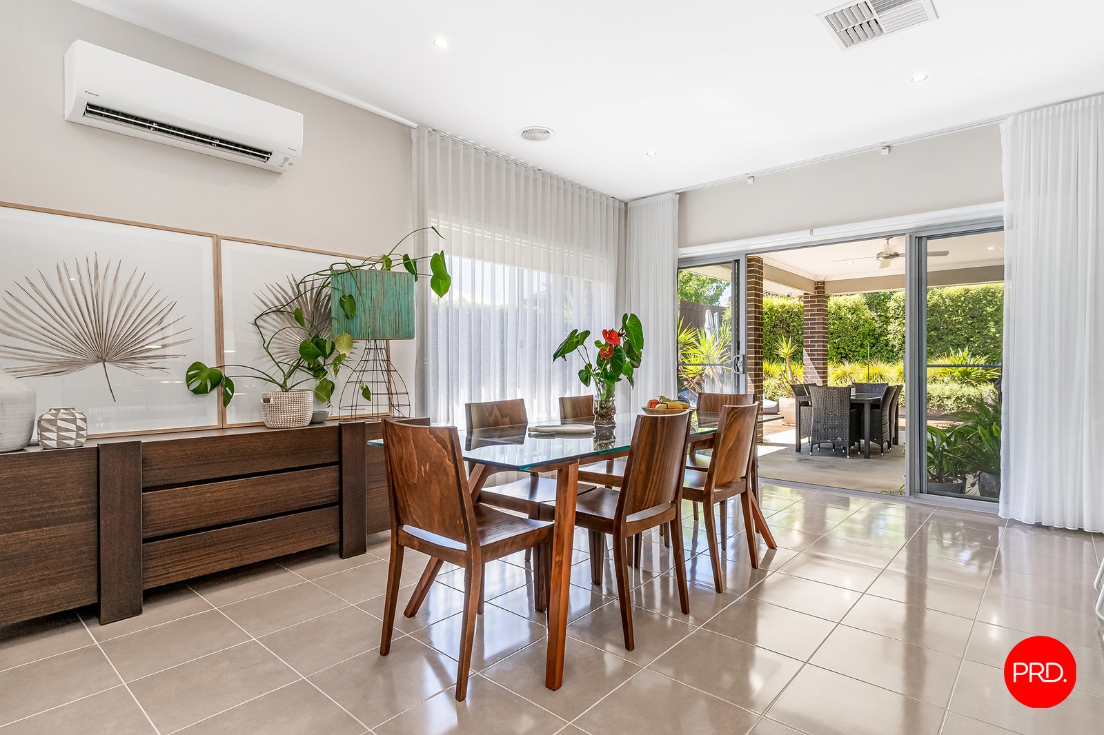 25 Inverness Drive JUNORTOUN 3