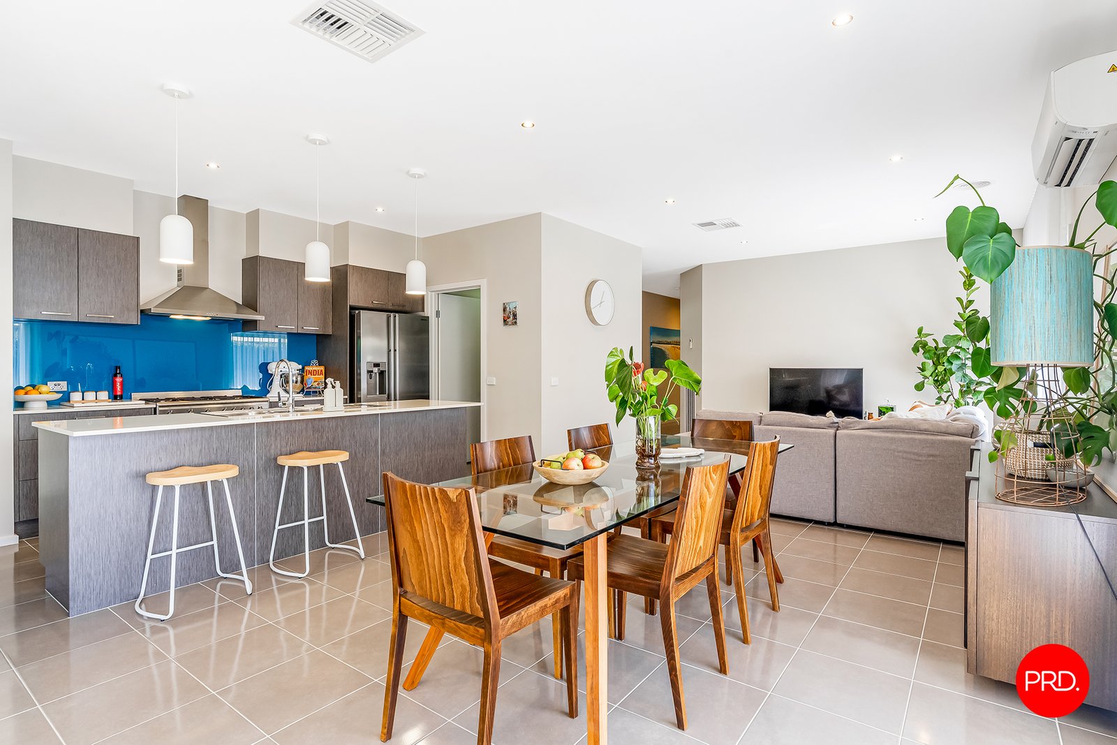 25 Inverness Drive JUNORTOUN 6