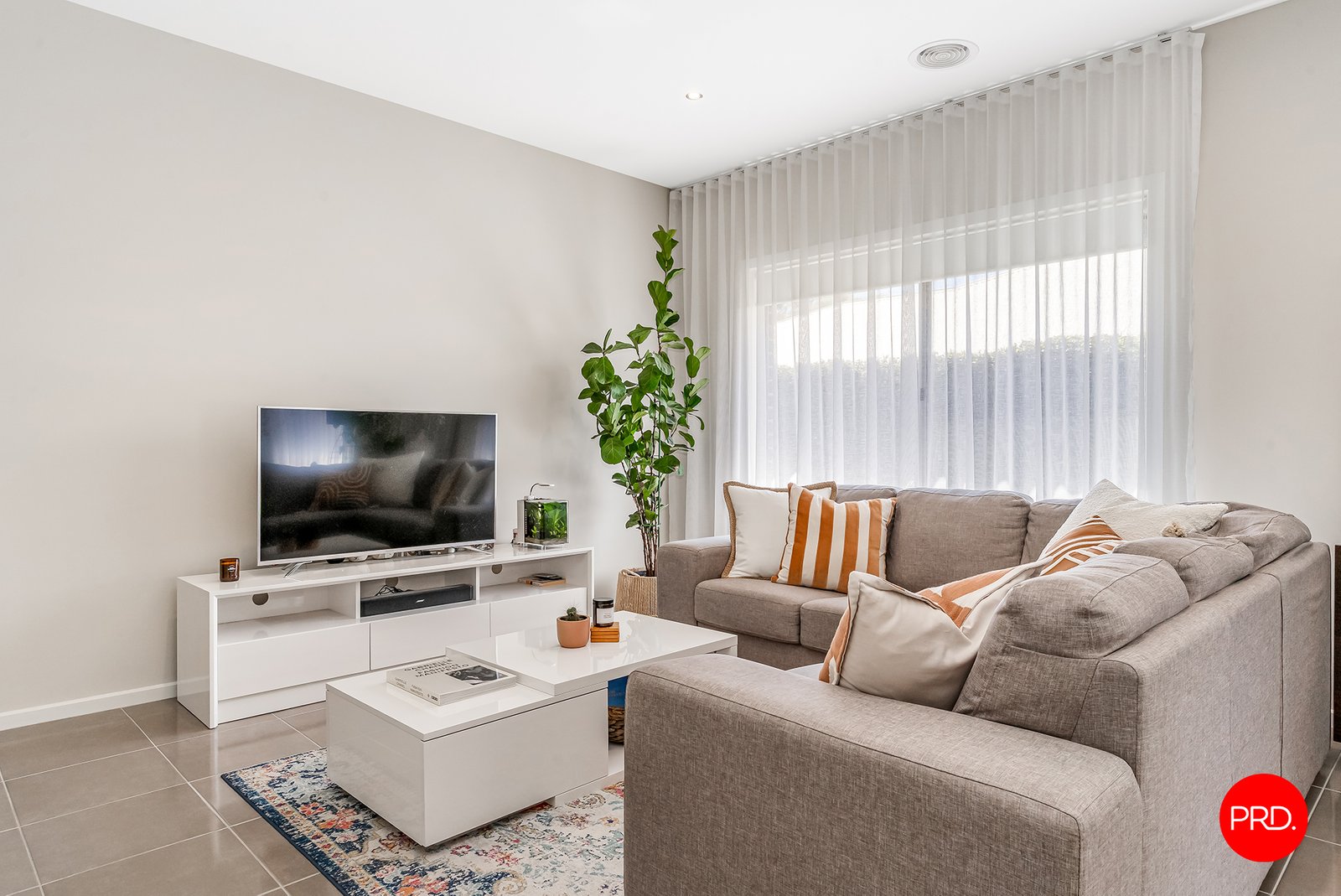 25 Inverness Drive JUNORTOUN 7