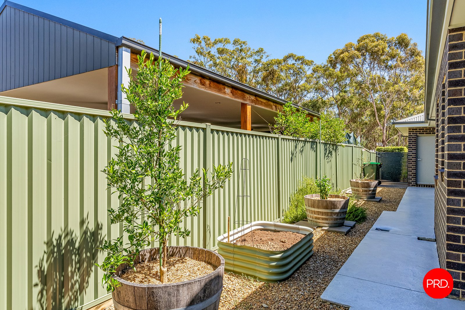 25 Inverness Drive JUNORTOUN 20