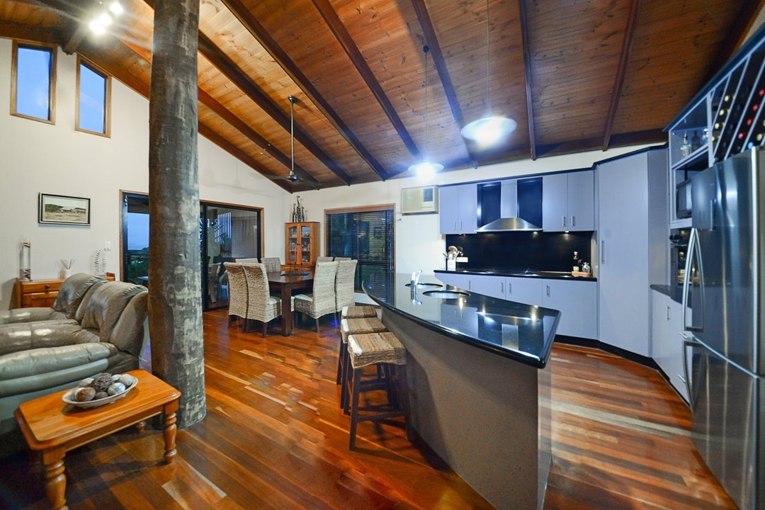 25 Island Drive CANNONVALE 3