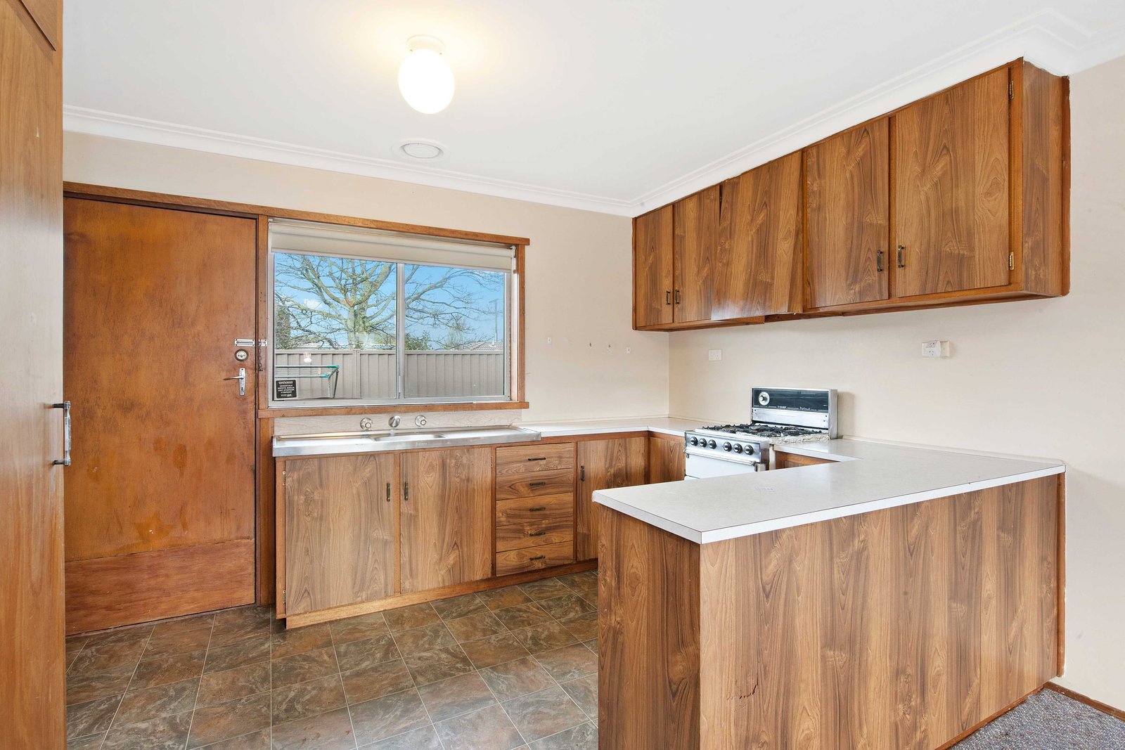 Gallery: 2/5 Ivanhoe Street