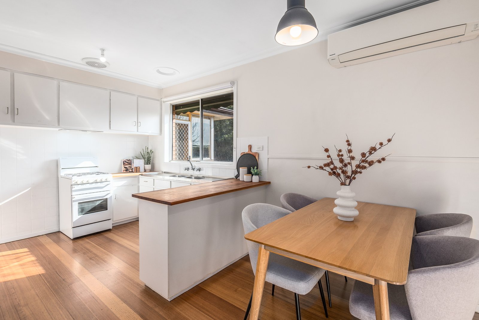 Gallery: 25 Jasmine Street