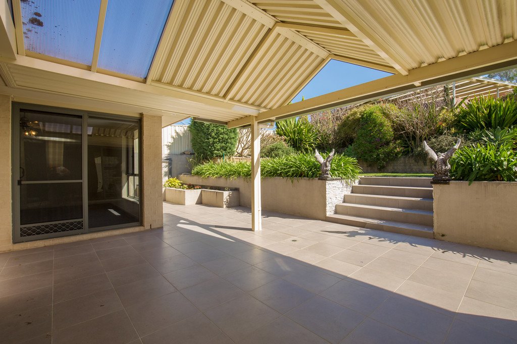 25 Jenna Dr  RAWORTH 2