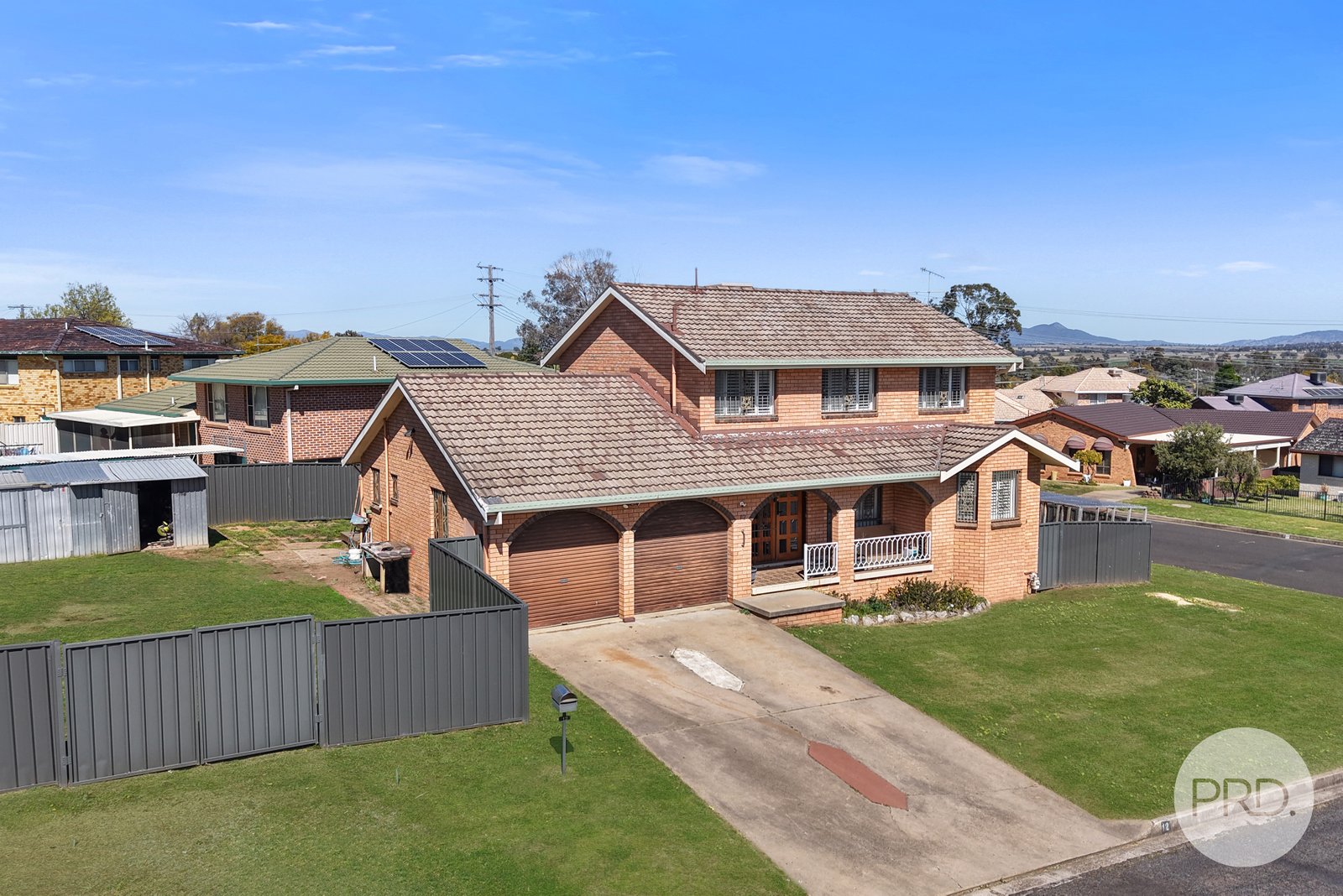 25 Jill Street TAMWORTH 2