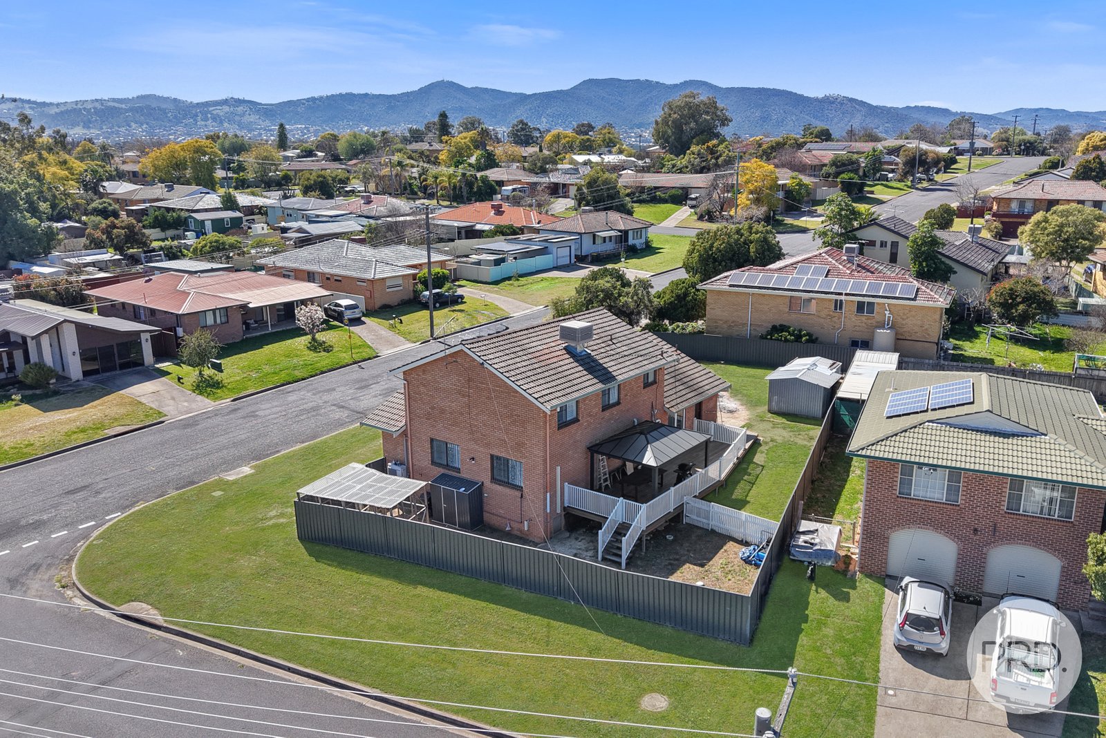 25 Jill Street TAMWORTH 27