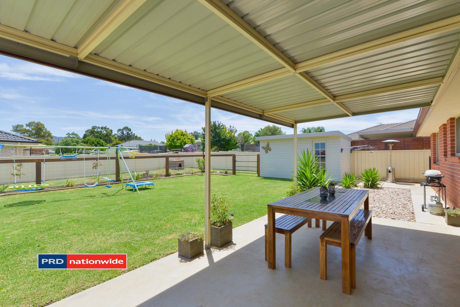 25 Karenvar Avenue TAMWORTH 8