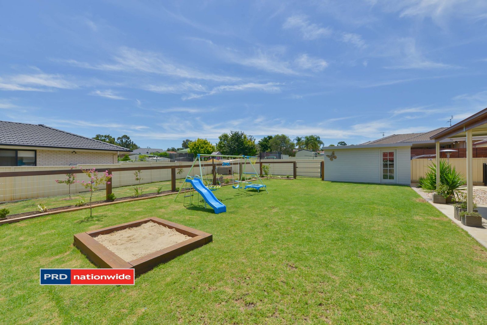 25 Karenvar Avenue TAMWORTH 18