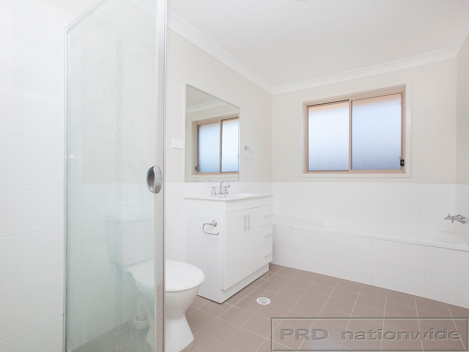 25 Kelman Drive CLIFTLEIGH 8