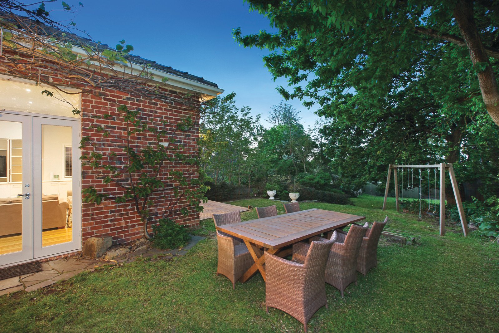 25 Kenmare Street, Mont Albert North, VIC