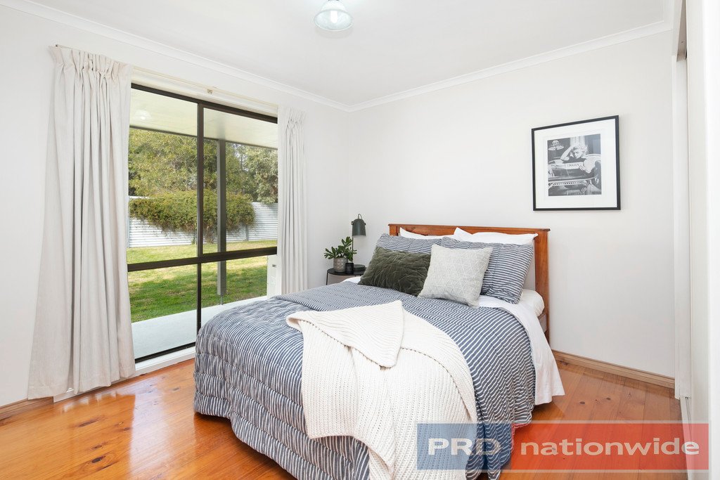 25 Kent Drive HADDON 9