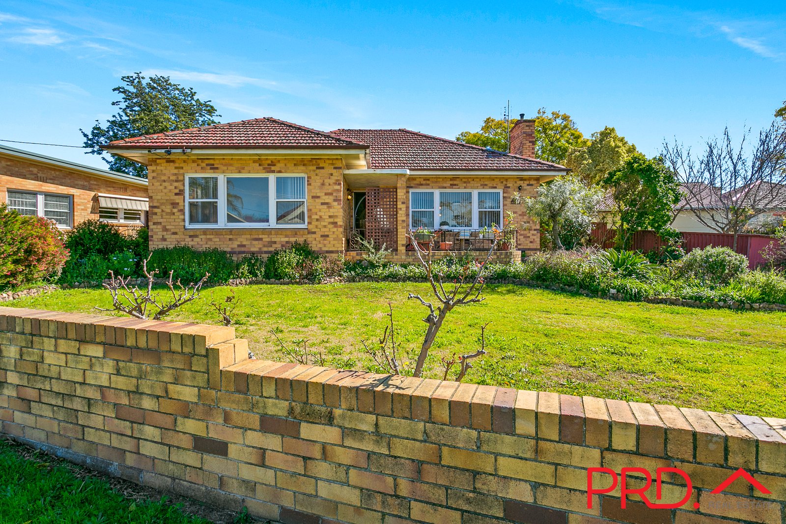 25 Kent Street TAMWORTH 2