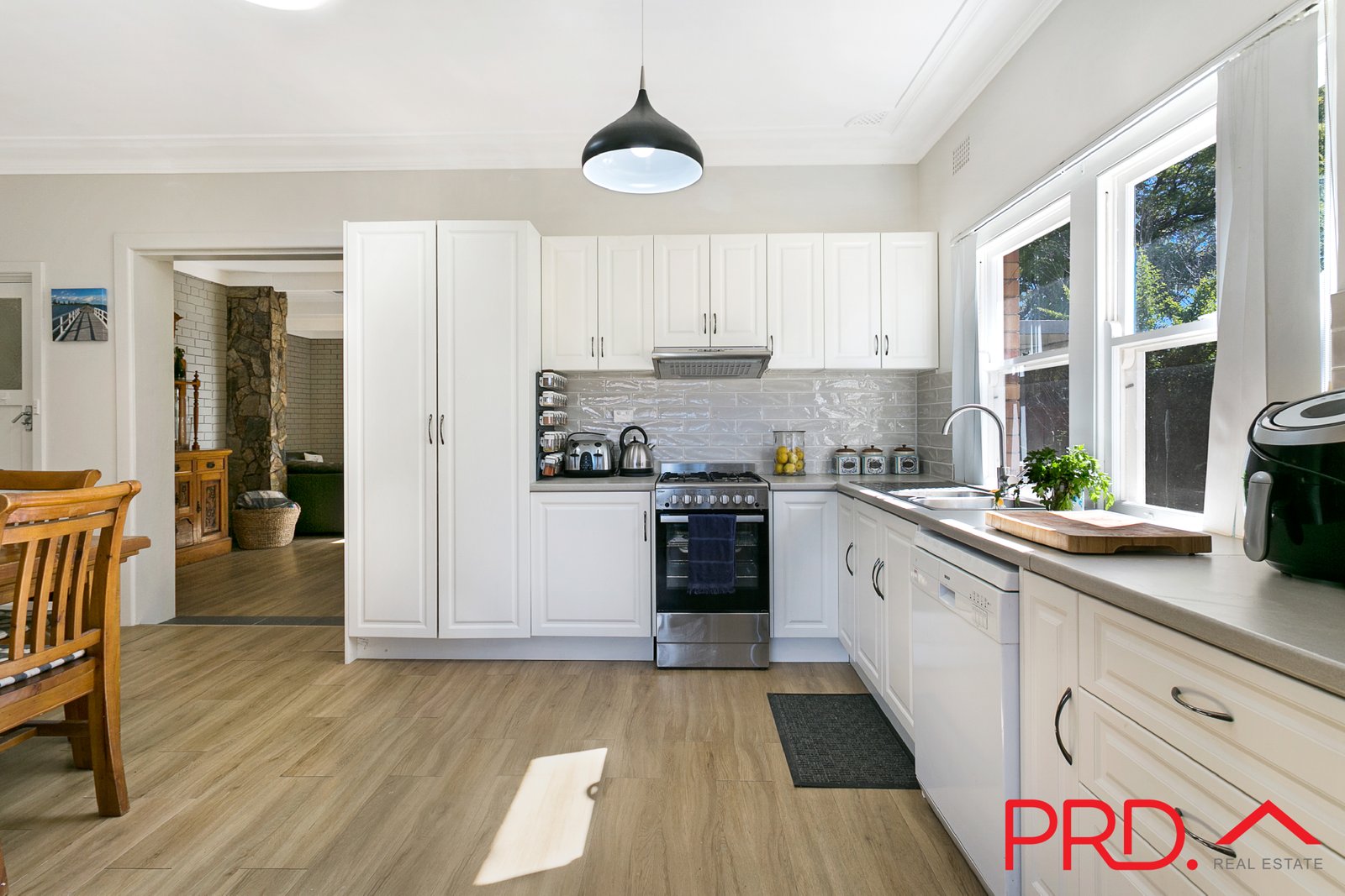 25 Kent Street TAMWORTH 9