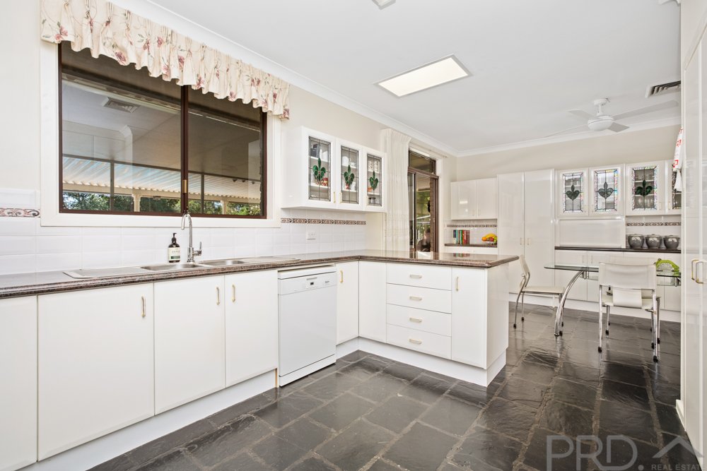 25 Killarney Street THORNTON 15