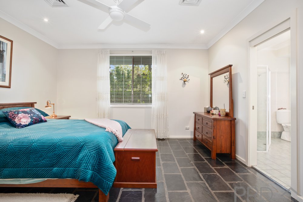 25 Killarney Street THORNTON 16