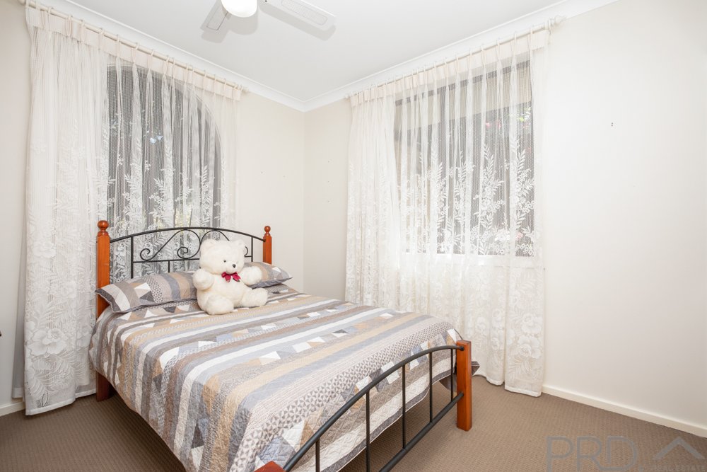 25 Killarney Street THORNTON 20