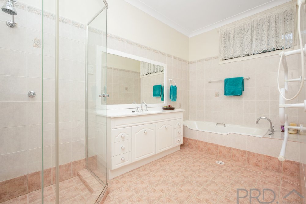 25 Killarney Street THORNTON 21