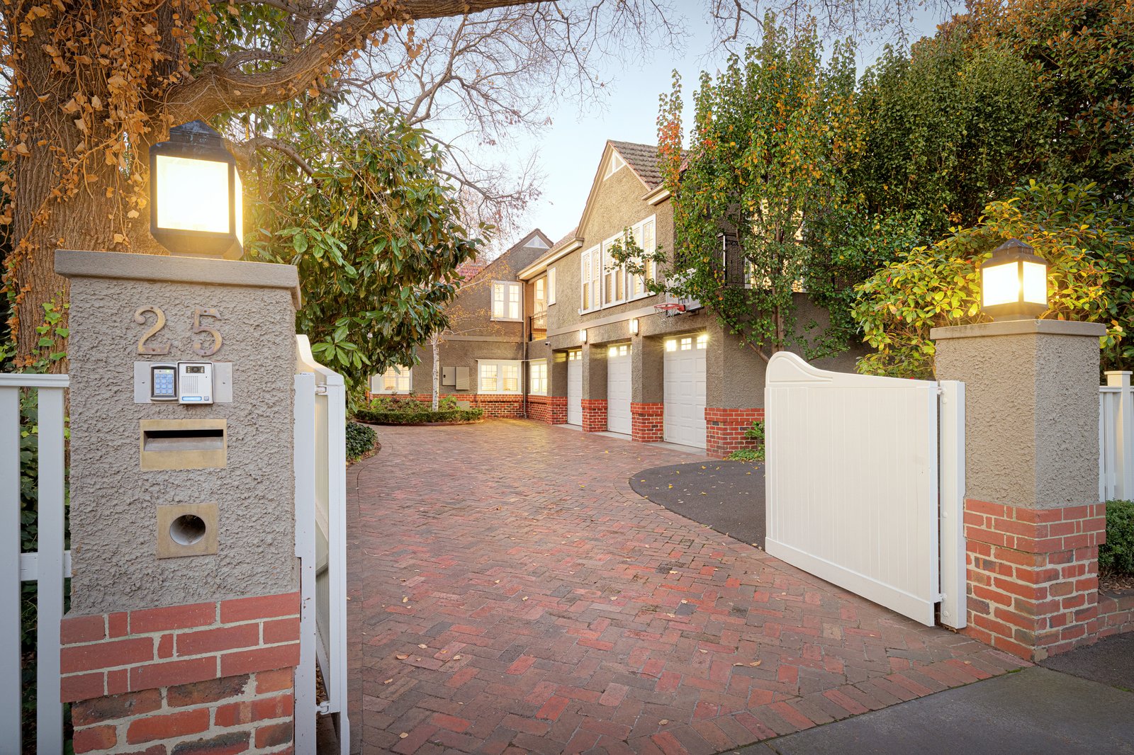 Gallery: 25 Kinane Street