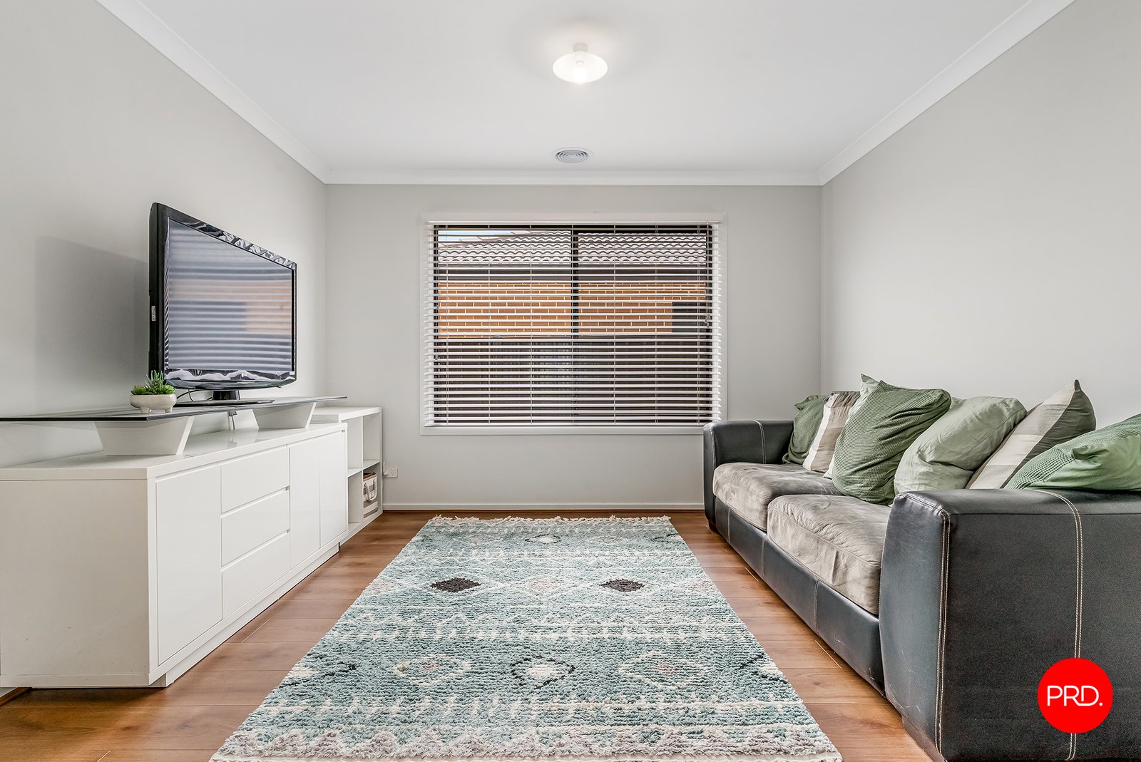 25 Kingsley Promenade HUNTLY 9