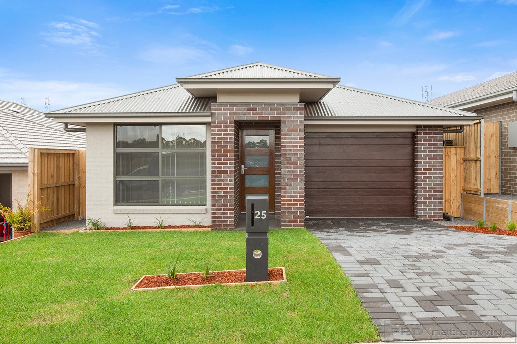 25 Lagoon Avenue BOLWARRA HEIGHTS 1