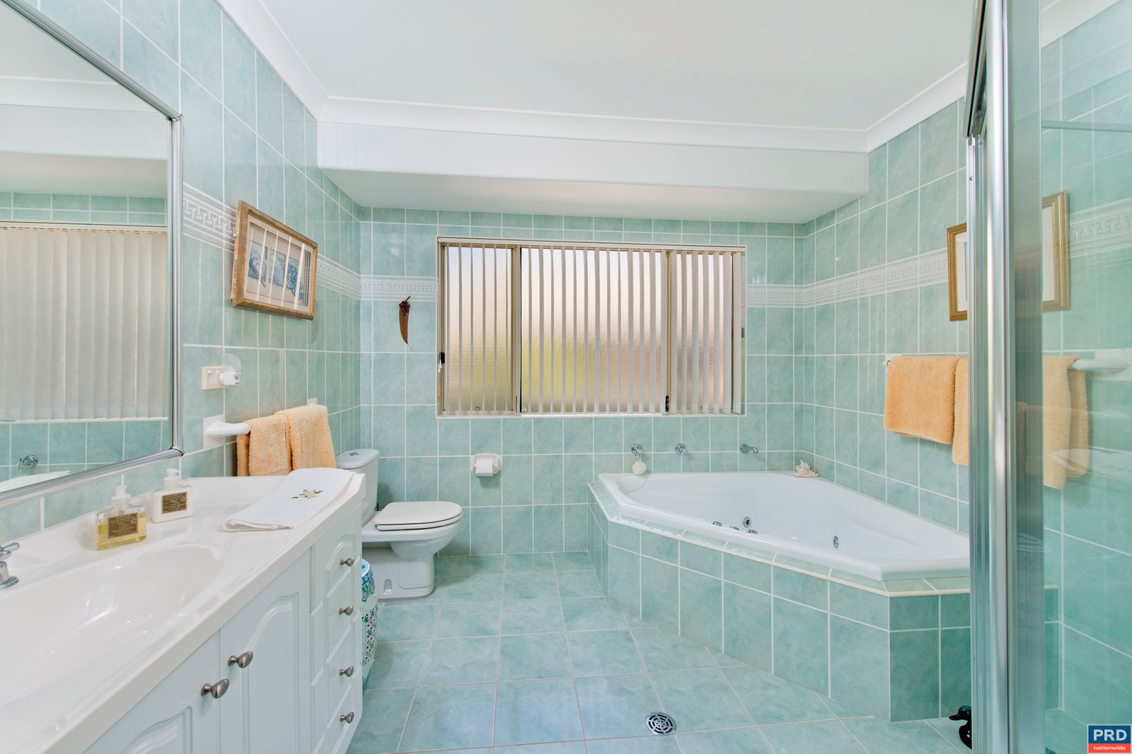 25 Lake View Crescent WEST HAVEN 10