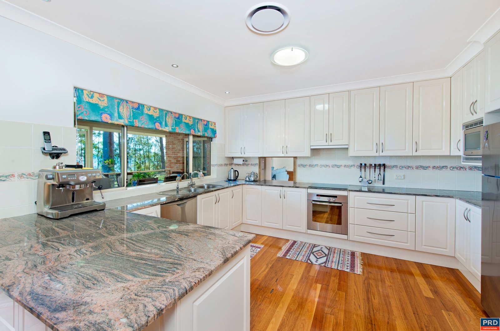 25 Lake View Crescent WEST HAVEN 16