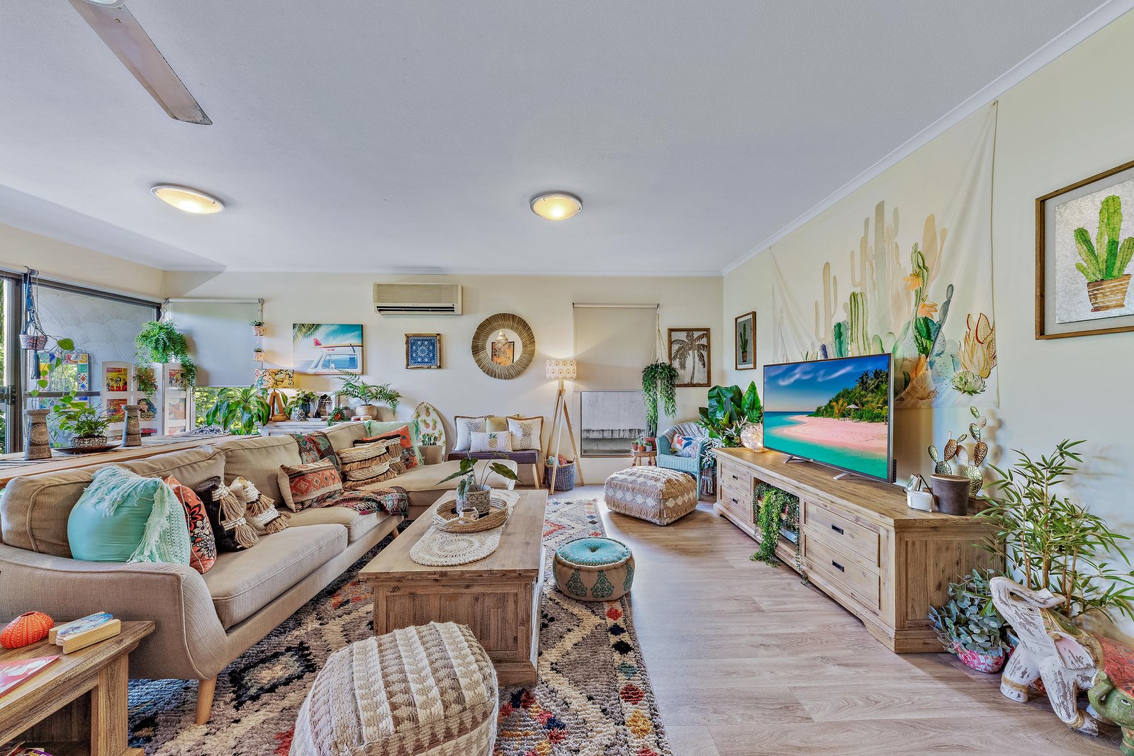 2/5 Lamond St  AIRLIE BEACH 2