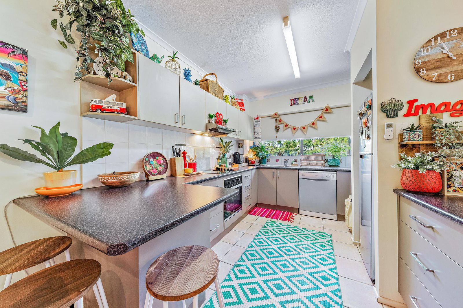2/5 Lamond St  AIRLIE BEACH 3