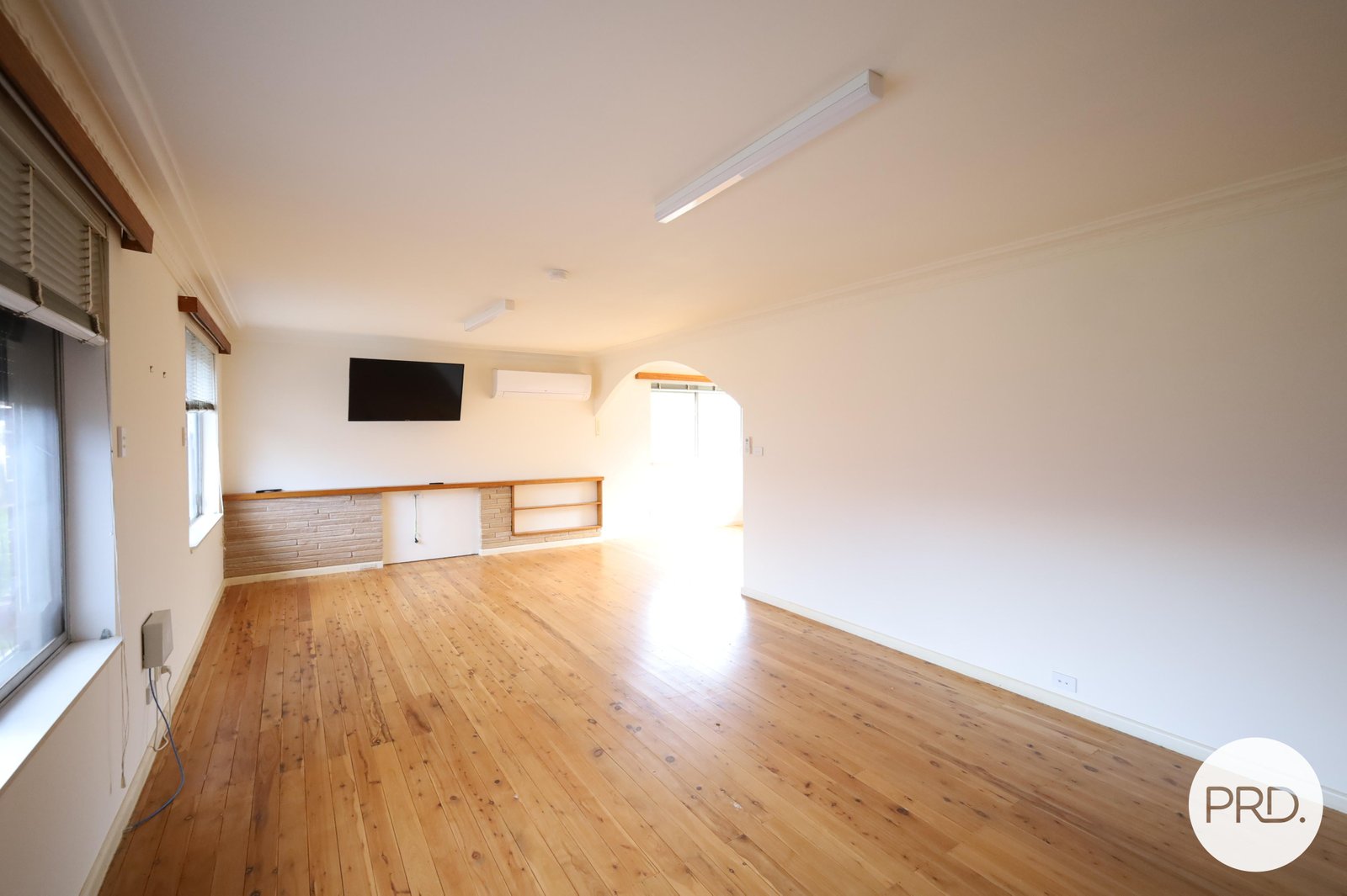 25 Lawson Crescent ORANGE 5