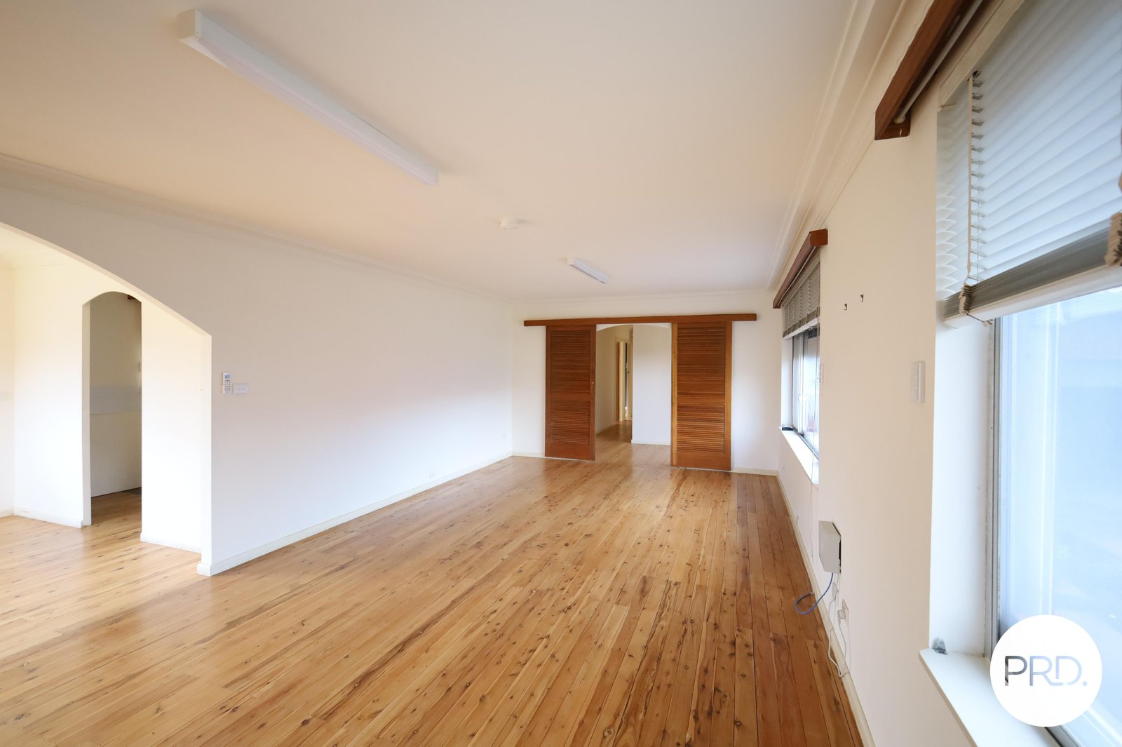 25 Lawson Crescent ORANGE 7