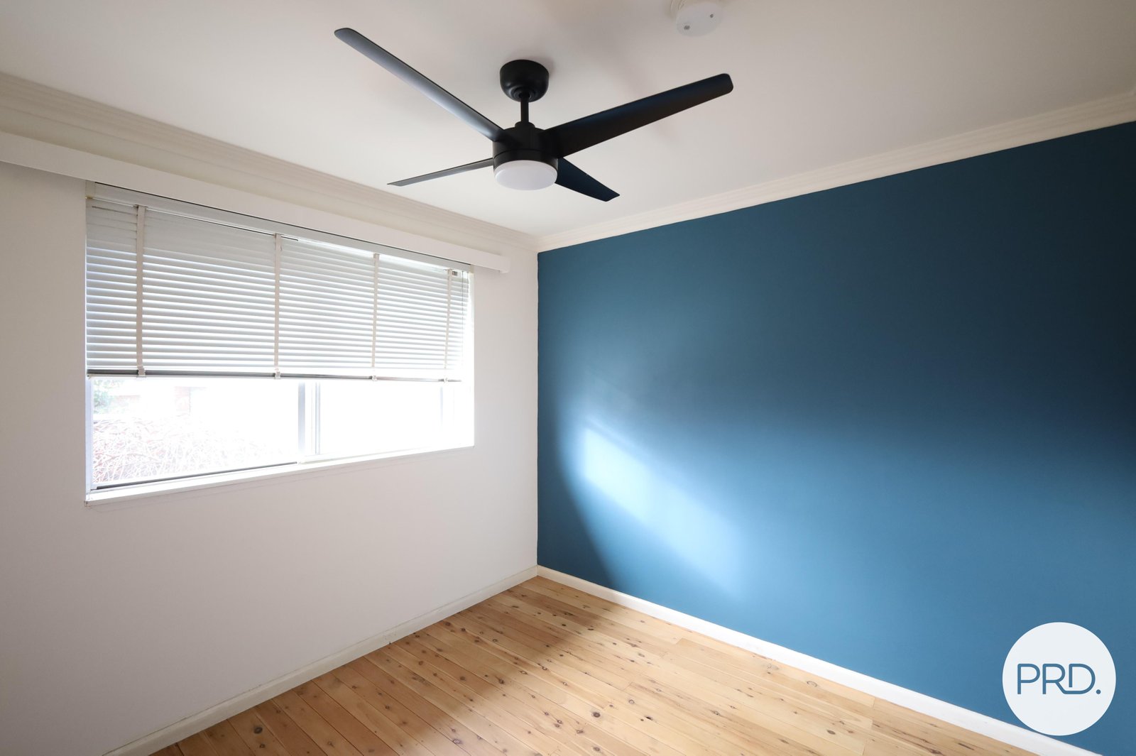25 Lawson Crescent ORANGE 14