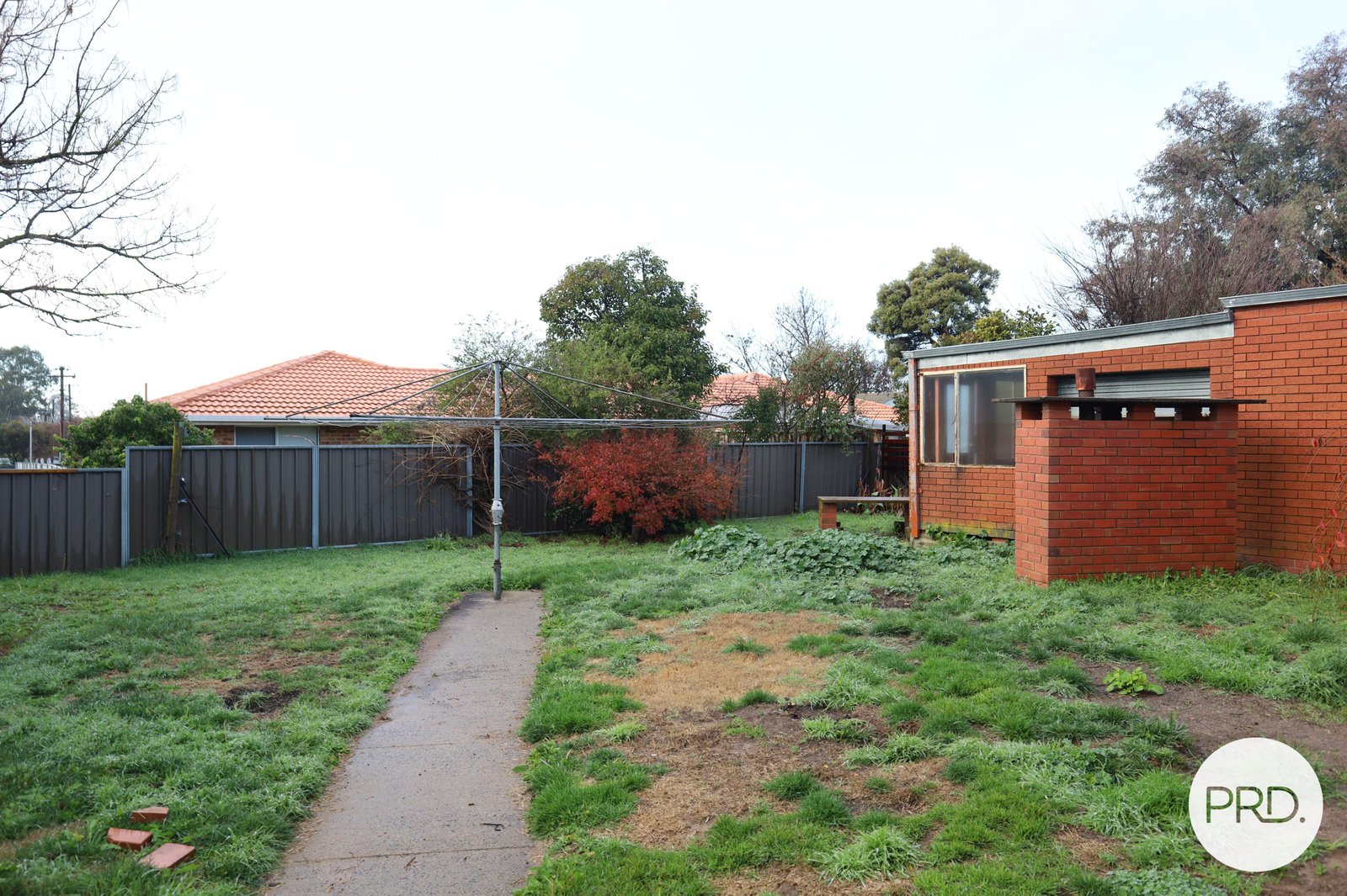 25 Lawson Crescent ORANGE 20