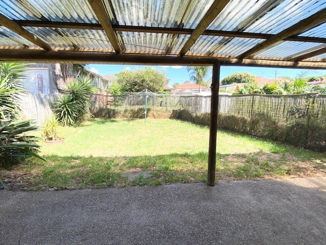 25 Lawson Street SANS SOUCI 12