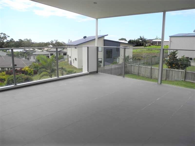 25 Lighthouse Drive BOYNE ISLAND 3