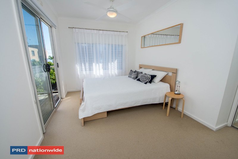 2/5 Lillian Street SHOAL BAY 10