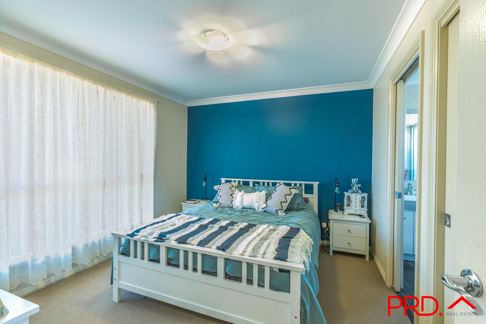 25 Lindsay Road TAMWORTH 3