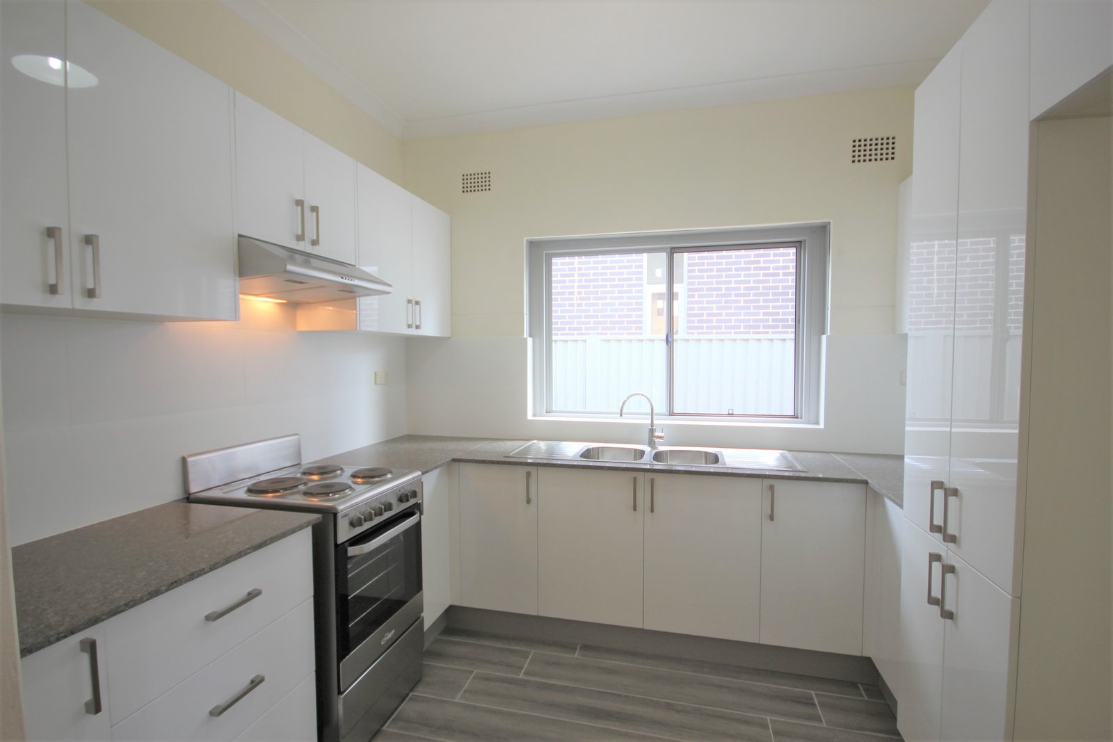 25 Lynesta Street BEXLEY NORTH 2