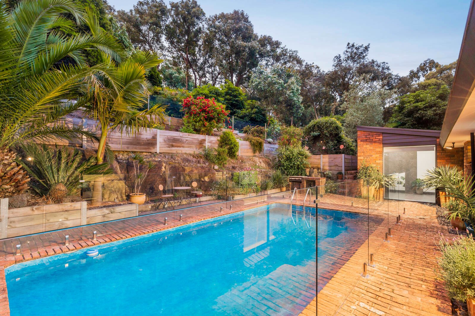 Real Estate and Property in 25 Lynette Avenue, Warrandyte, VIC