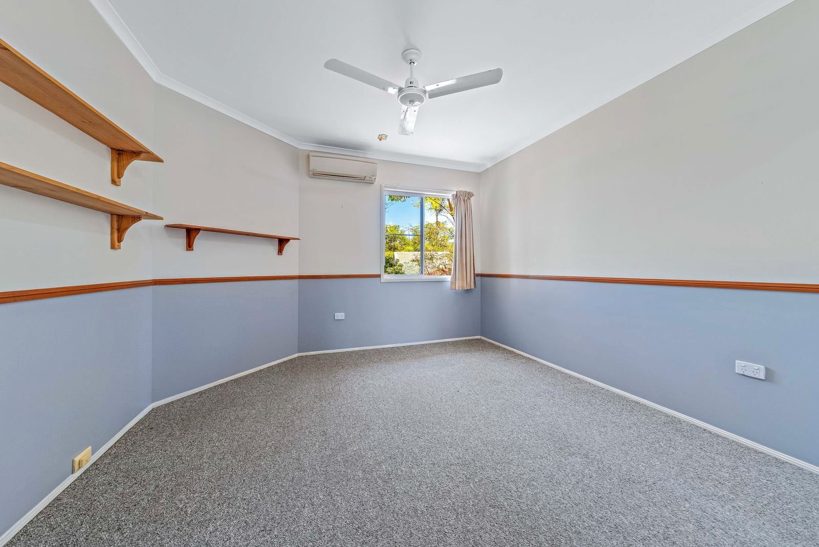 2/5 MacArthur Drive CANNONVALE 6