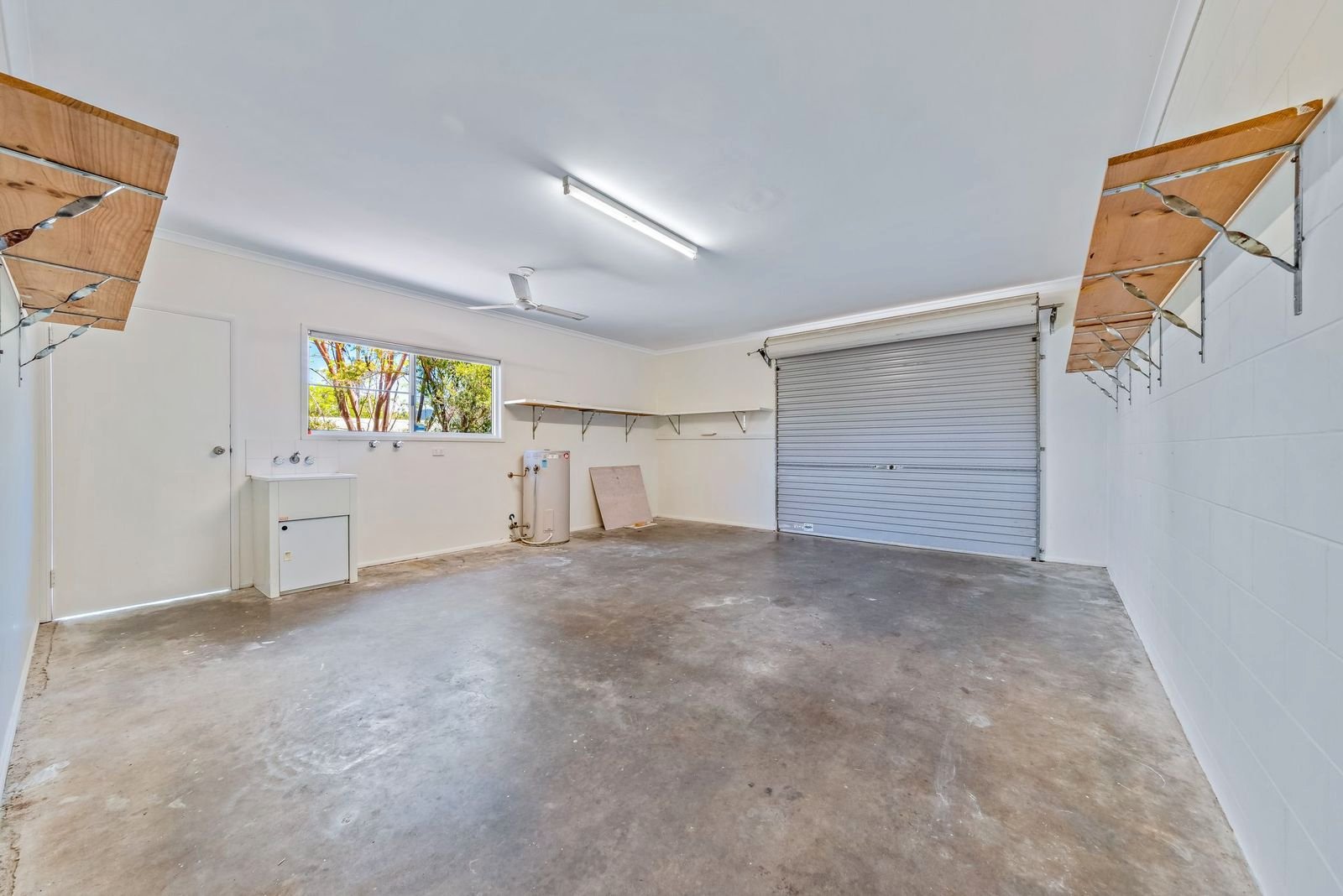 2/5 MacArthur Drive CANNONVALE 10