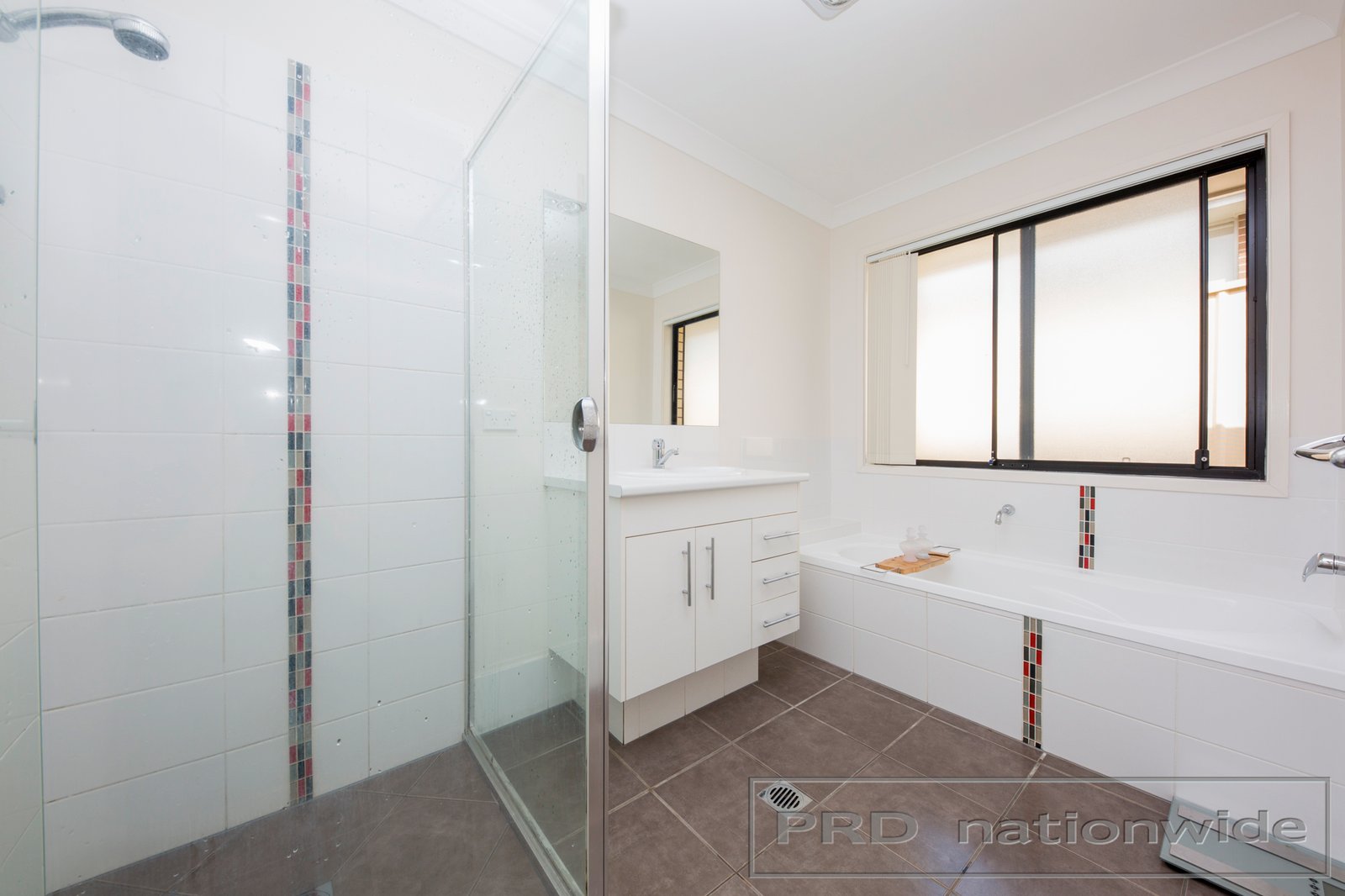 25 Macrae Street EAST MAITLAND 11