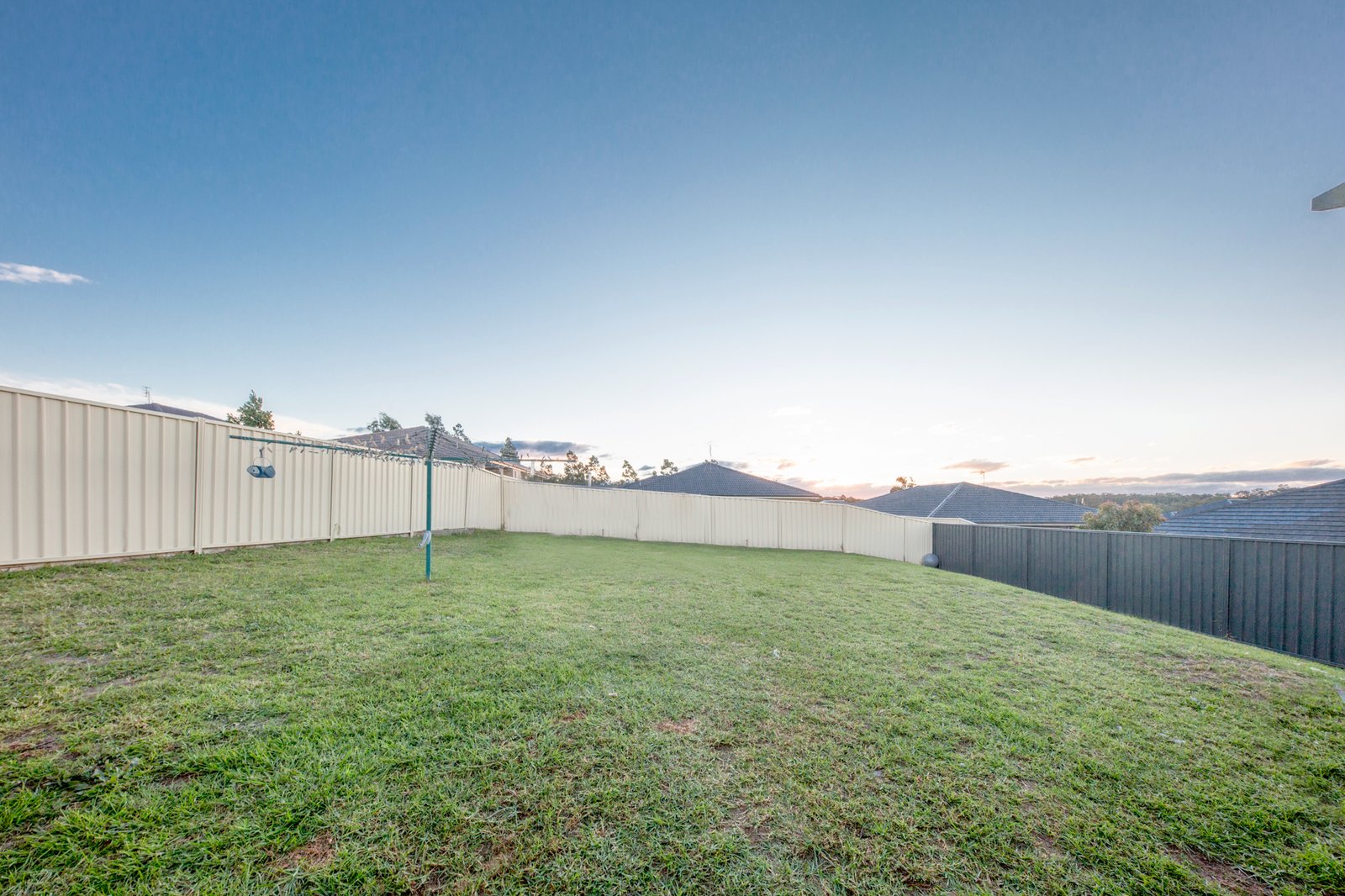 25 Macrae Street EAST MAITLAND 12