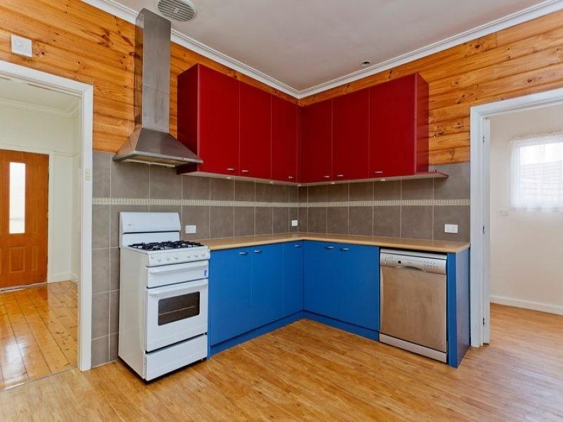 25 Mahon Avenue KENNINGTON 2