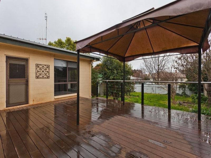 25 Mahon Avenue KENNINGTON 6