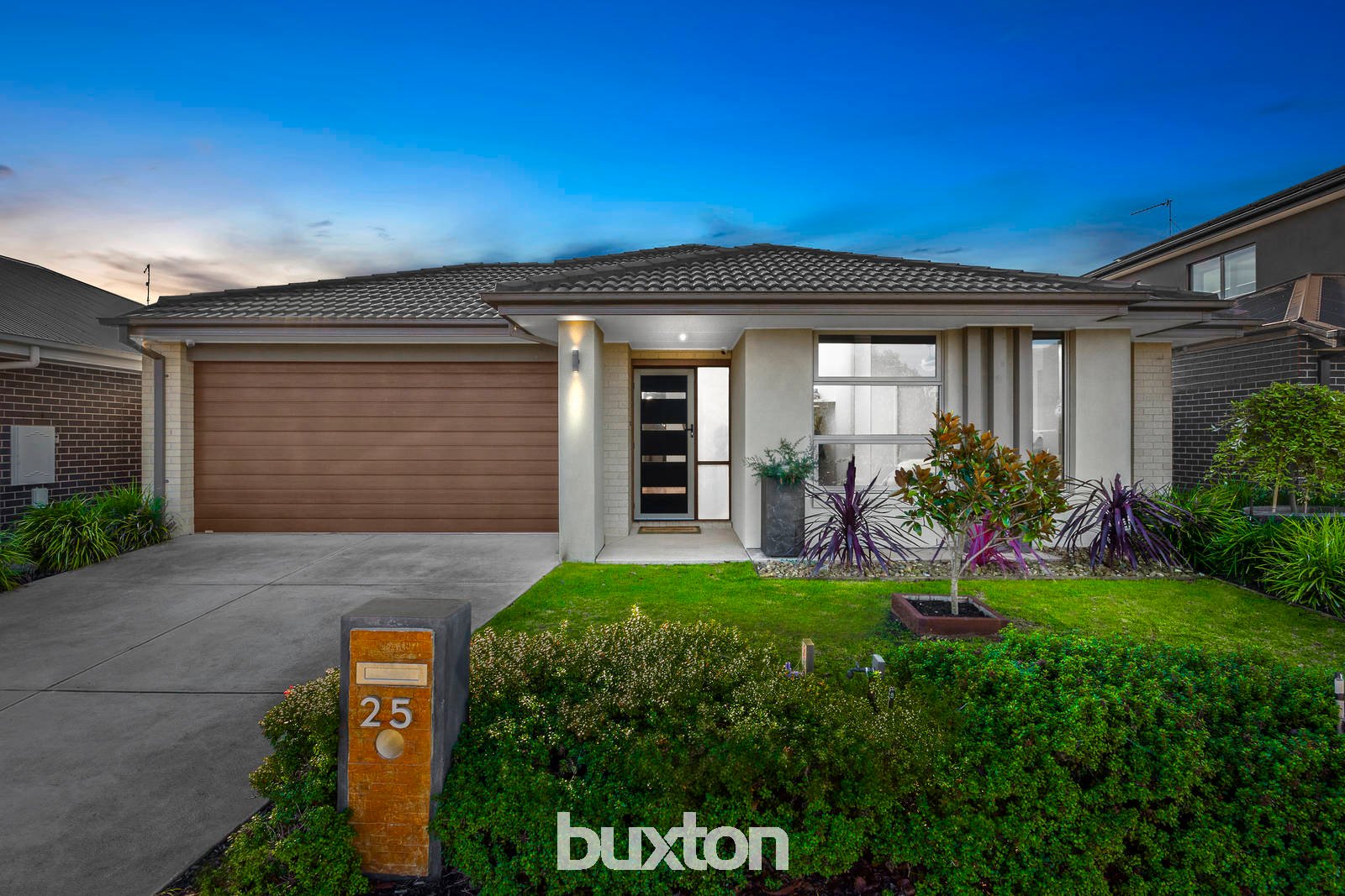 25 Mallacoota Crescent, Armstrong Creek